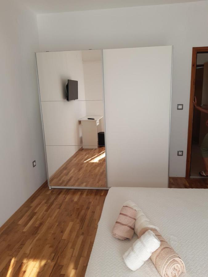 Apartmani Frano Vodice Exterior photo