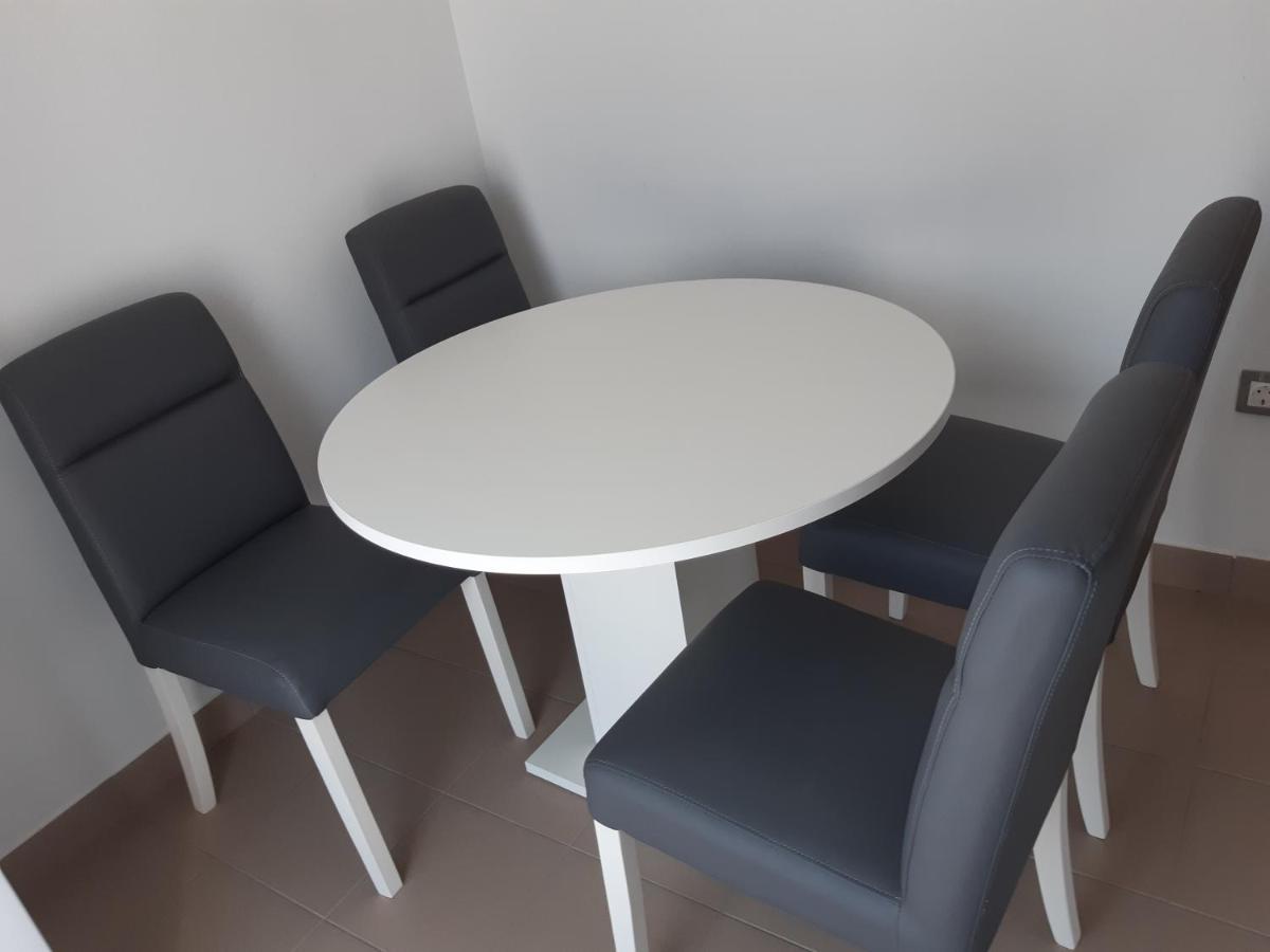Apartmani Frano Vodice Exterior photo